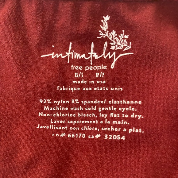 Brand new Free People tank - Picture 2 of 3